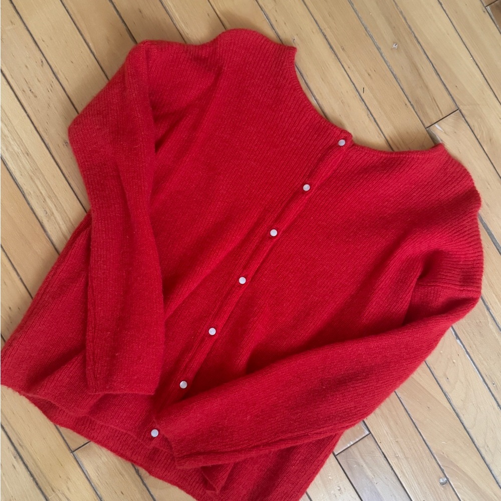 Sézane Gaspard cardigan in red 💌